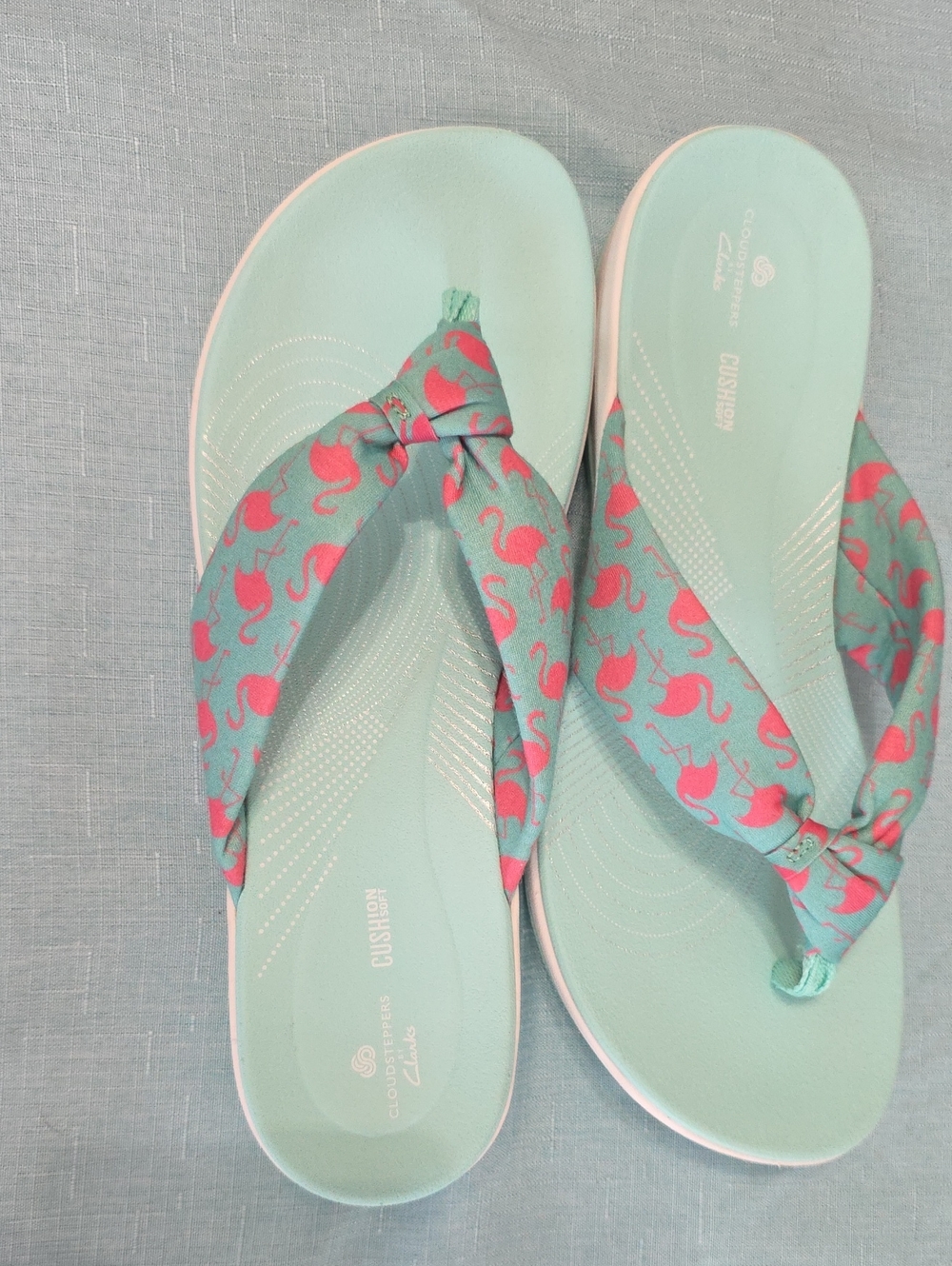 Clarks Cloudsteppers Arla Glison Flamingo Print Flip Flops - 10M
